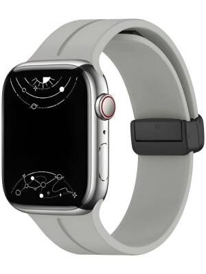 SMART WATCH BAND MAJNATIC 42/44/45/49MMSILVER - سوار ساعة ذكية مغناطيسي 42/44/45/49 ملم فضي