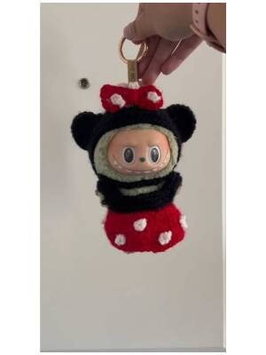 LABUBU MEDAL DISNEY - لابوبو ميدال ديزني